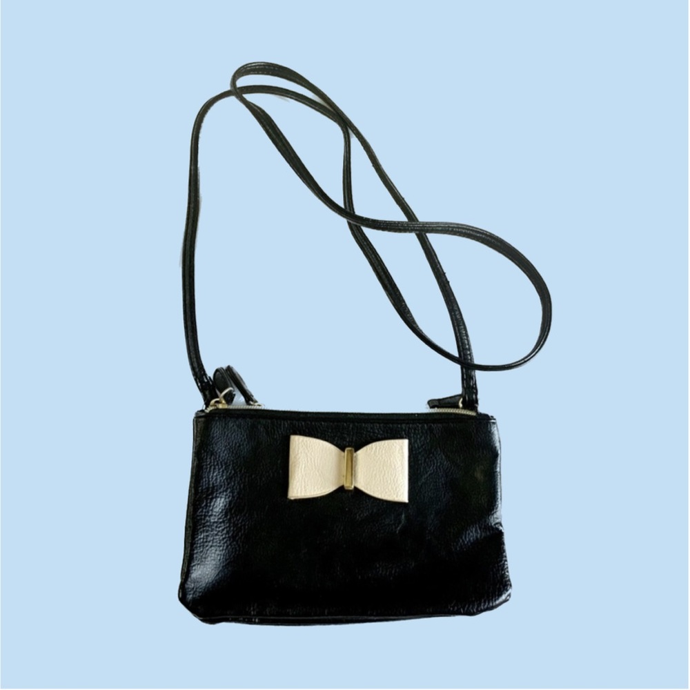 Black and Cream Women’s Small Purse/Handbag with Bow